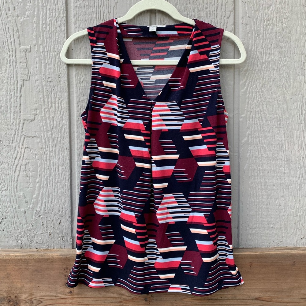 Halogen Geometric Patterned V-Neck Sleeveless Top - image 1